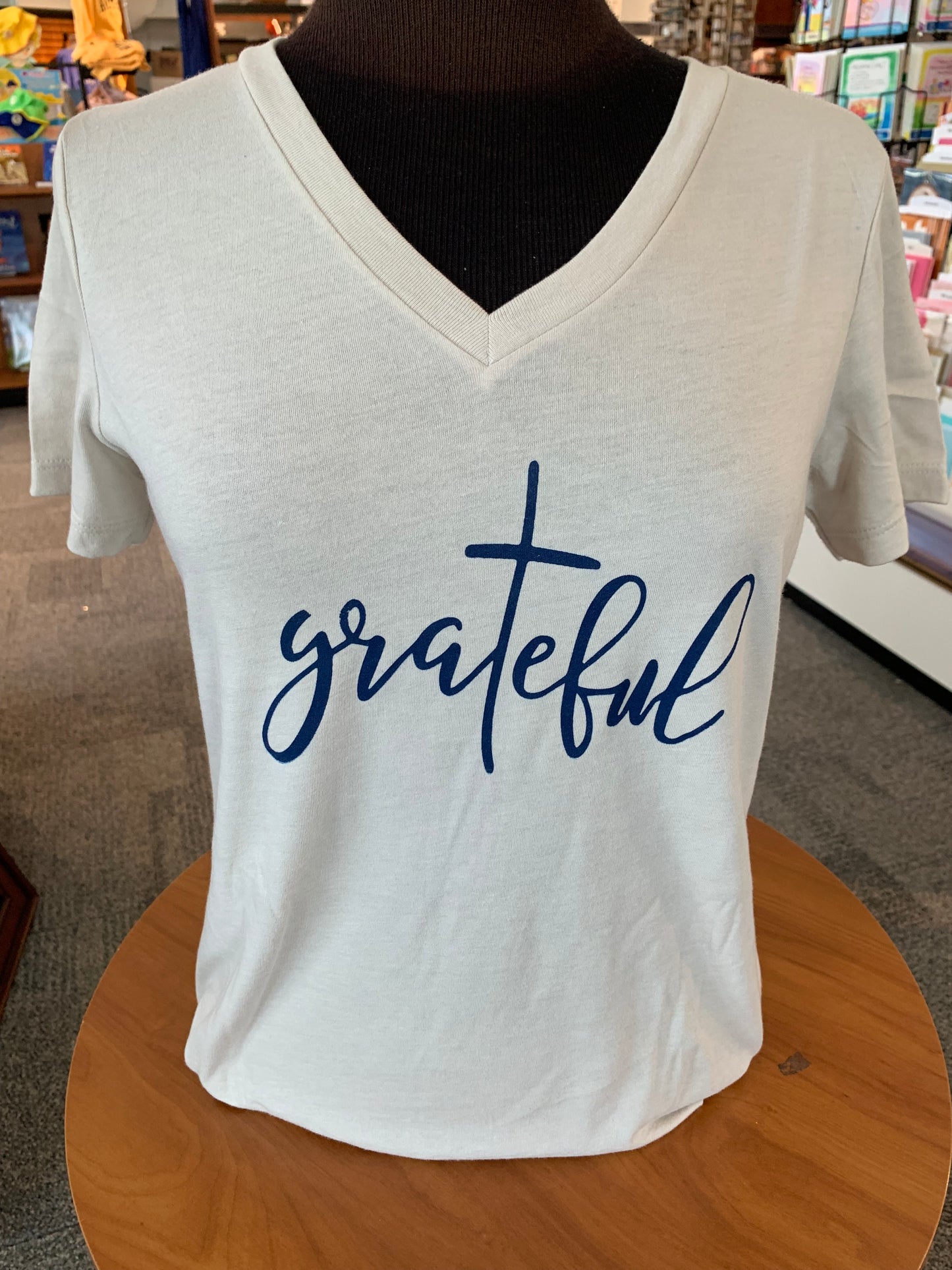 "Give Thanks to the Lord" Ps 118:29 "Grateful"  V-Neck Short Sleeve Tee
